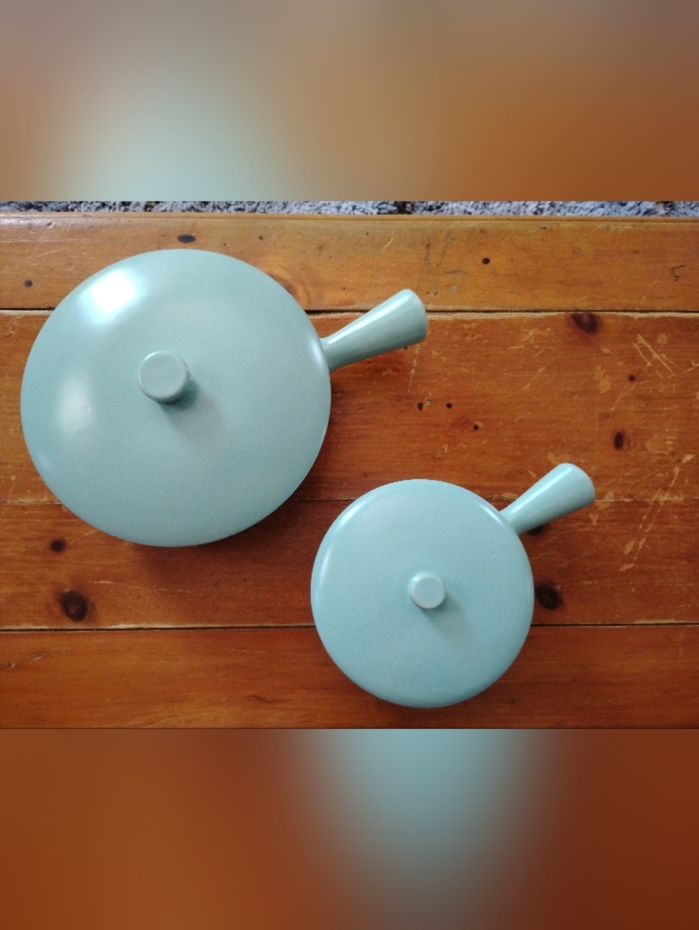 Vintage Set La Solana Pottery Sage Green Casserole Dish Pots with Lid and Handle - Picture 2 of 13